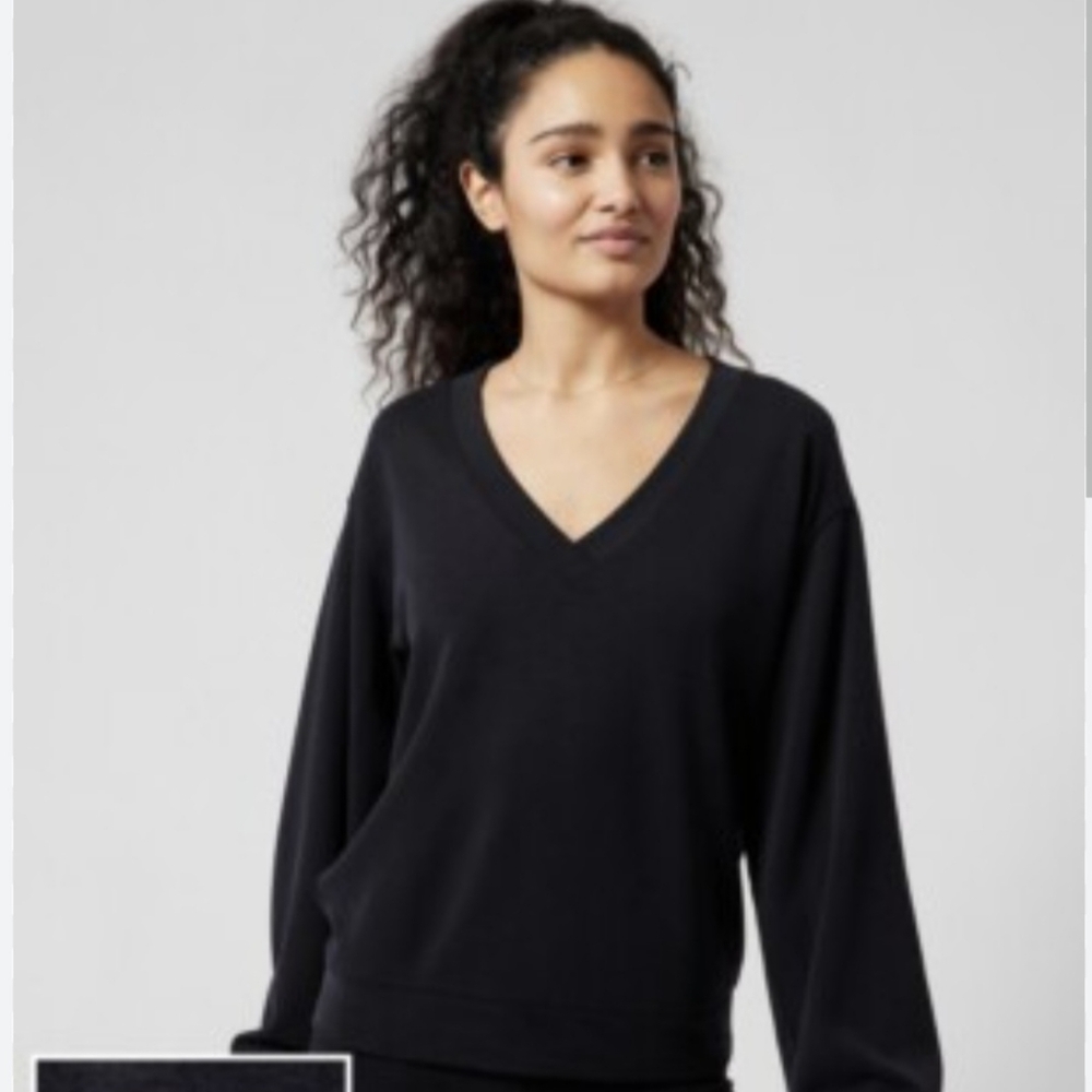 Athleta Seasoft V Neck